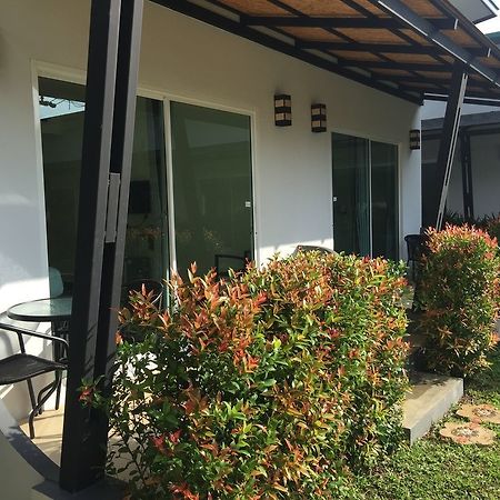 Maleesirin Oldtown Resort Koh Lanta Exterior photo